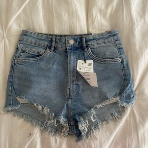 brand new zara jean shorts